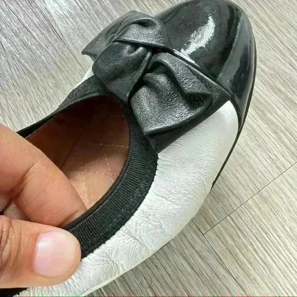 RUDSAK BLACK WHITE FLAT LEATHER LOAFERS ROUND  TOE FLAT SHOES SIZE 38 - Picture 10 of 11